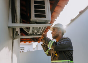 Emergency Air Conditioning Service During Extreme Weather